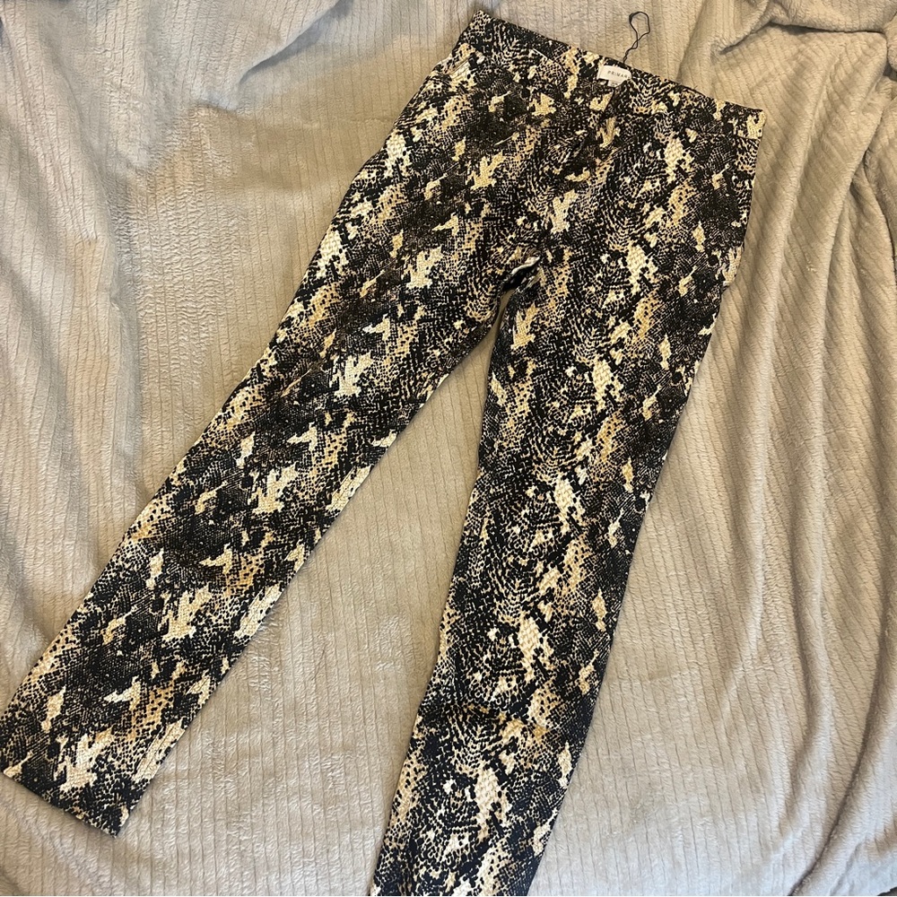 Snake Prints Paint